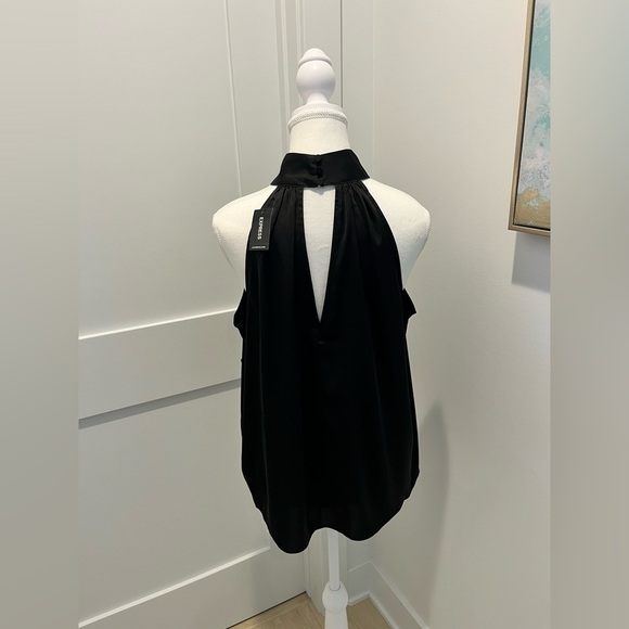 Express black halter top with three button closure Large NEW - Picture 2 of 10